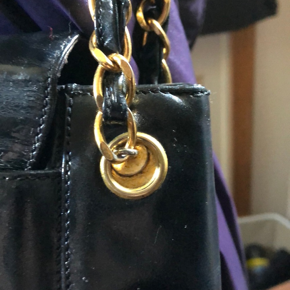 Chanel CC Classic Vintage turn lock gold shoulder bag - Picture 12 of 16